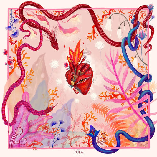 Kirmizi yilan ve bitki motifli ipek twill fular desen detayi